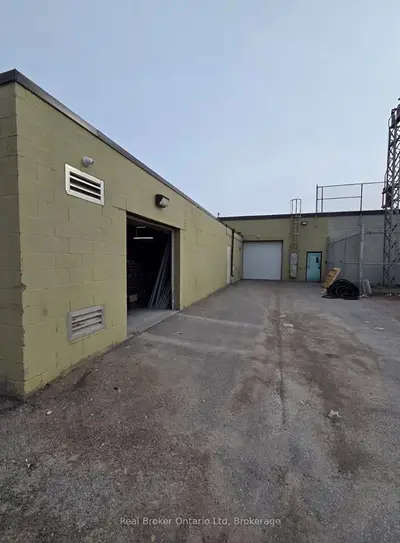 90 Anne Street 200, Barrie, On L4n 2e3