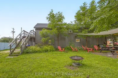 2 Francis Street E, Clearview, On L0m 1g0