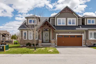 22 Kennedy Avenue, Collingwood, On L9y 0z5
