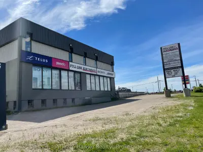 9170 County 93 Road 102, Midland, ON L4R 4K4