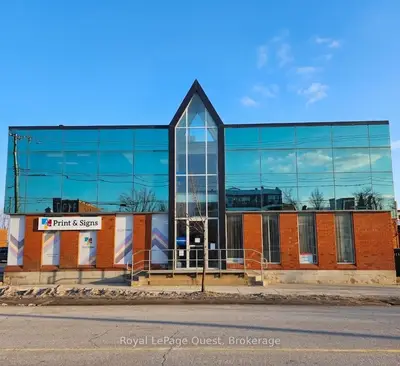 17 Colborne Street E, Orillia, ON L3V 1T4