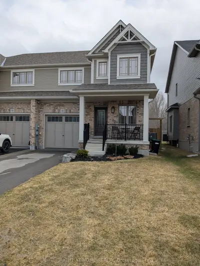 11 Shipley Avenue, Collingwood, On L9y 5m6