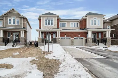 9 Mission Street, Wasaga Beach, On L9z 0l8