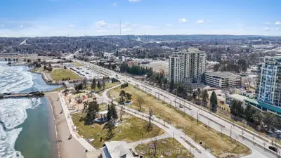75 Ellen Street 1004, Barrie, On L4n 7r6