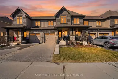 10 Archer Avenue, Collingwood, On L9y 3b7