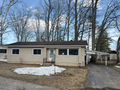 13 Carruthers Street N, Wasaga Beach, On L9z 1k2