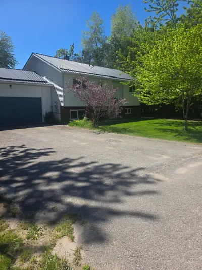 859 Lakeshore Road E, Oro-medonte, On L0l 1t0