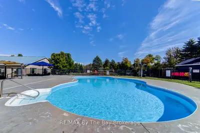 85 Theme Park Drive 75, Wasaga Beach, On L9z 1x7