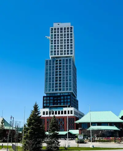 39 Mary Street 1307, Barrie, On L4n 1s9