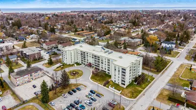 172 Eighth Street 102, Collingwood, On L9y 4t2