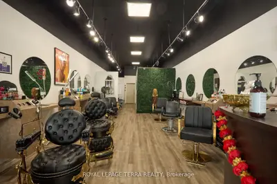 315 Blake Street, Barrie, On L4m 1k7