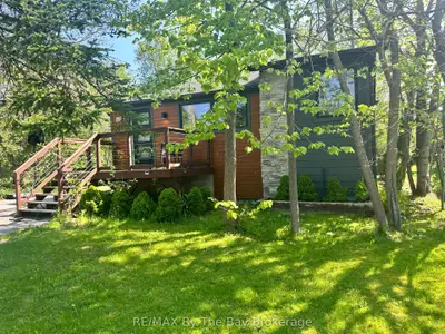 15 61st Street S, Wasaga Beach, On L9z 1w1