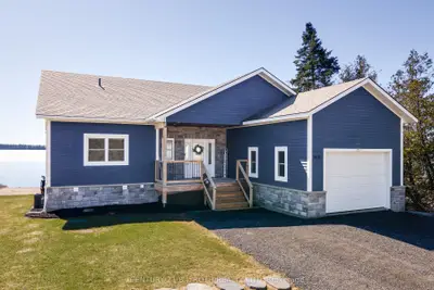 1931 Woods Bay Road, Severn, On L3v 0v7