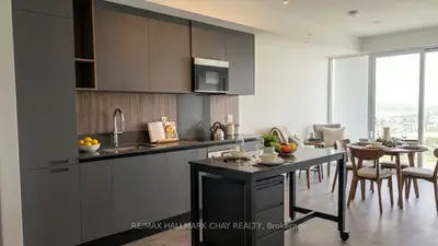 39 Mary Street 1601, Barrie, On L4n 1s9