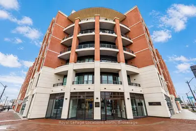 1 Hume Street 322, Collingwood, On L9y 0x3