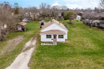 221 Spruce Street, Collingwood, On L9y 3g9