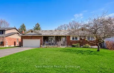 35 Brule Street, Penetanguishene, On L9m 1j1