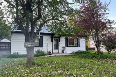 Detached in Tay