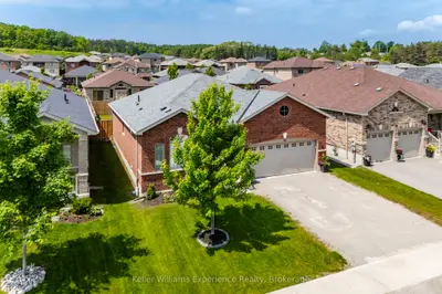 32 Hatton Drive, Penetanguishene, On L9m 0v6
