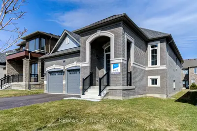 15 Sun Valley Avenue, Wasaga Beach, On L9z 0n6