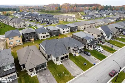 3 Rosanne Circle, Wasaga Beach, On L9z 0n4