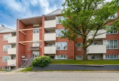 120 Bell Farm Road 316, Barrie, On L4m 6j2