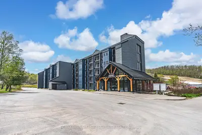 80 Horseshoe Boulevard 503, Oro-medonte, On L4m 4y8