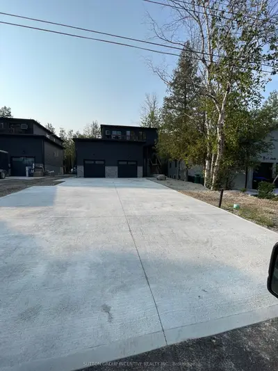 52 Marilyn Avenue S, Wasaga Beach, On L9z 2y1