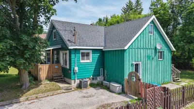 76 Mckenzie Street, Orillia, On L3v 6a7