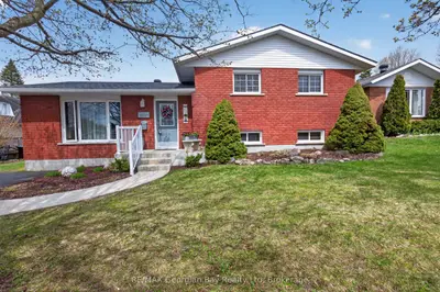 32 Bonaventure Place, Penetanguishene, On L9m 1j3