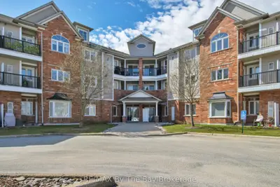 16 Westbury Road 311, Wasaga Beach, On L9z 0b8