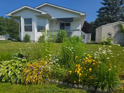 4 St James Place, Wasaga Beach, On L9z 3a8