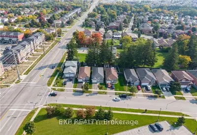 19 Loon Avenue Main Floor, Barrie, On L4n 8w6