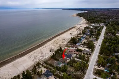 1074 River Road E, Wasaga Beach, On L9z 2r1