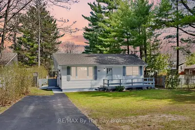 60 Sunnidale River Road, Wasaga Beach, On L9z 2s4