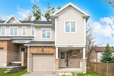 20 Peartree Court, Barrie, On L4n 6n7