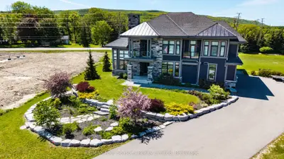 9 Windrose Valley Boulevard, Clearview, On L9y 0k2