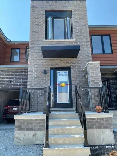 135 Turnberry Lane, Barrie, On L9j 0m8