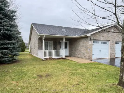 31 Garden Grove Crescent, Wasaga Beach, On L9z 0e6