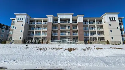 5 Spooner Crescent 314, Collingwood, On L9y 1t3