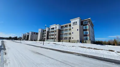 5 Spooner Crescent 314, Collingwood, On L9y 1t3