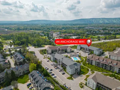4 Anchorage Crescent 105, Collingwood, On L9y 0y6
