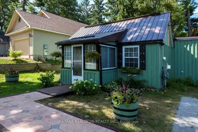 3322 Pleasant Road, Severn, On L3v 6h3