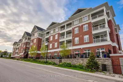 40 Horseshoe Boulevard 107, Oro-medonte, On L4m 4y8