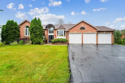 22 Lamont Creek Drive, Wasaga Beach, On L9z 1j9