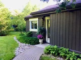 15 Harbour Street W 240, Collingwood, On L9y 5s1