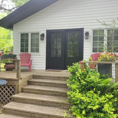 19 Hastings Avenue, Tiny, On L0l 1p0