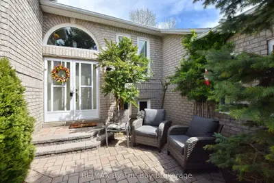 17 Acorn Crescent, Wasaga Beach, On L9z 1l6