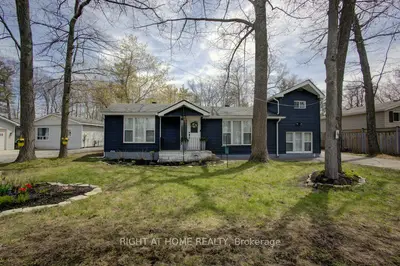1865 River Road W, Wasaga Beach, On L9z 1l1