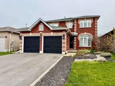 25 Nicole Marie Avenue, Barrie, On L4m 6z1